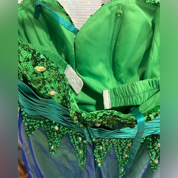 Custom corset dress - Picture 3 of 3